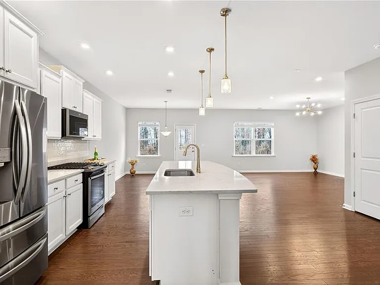 5377 Fountain Head Ln — Photo 10
