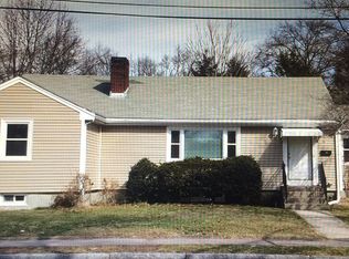 16 Small St, Quincy, MA 02171