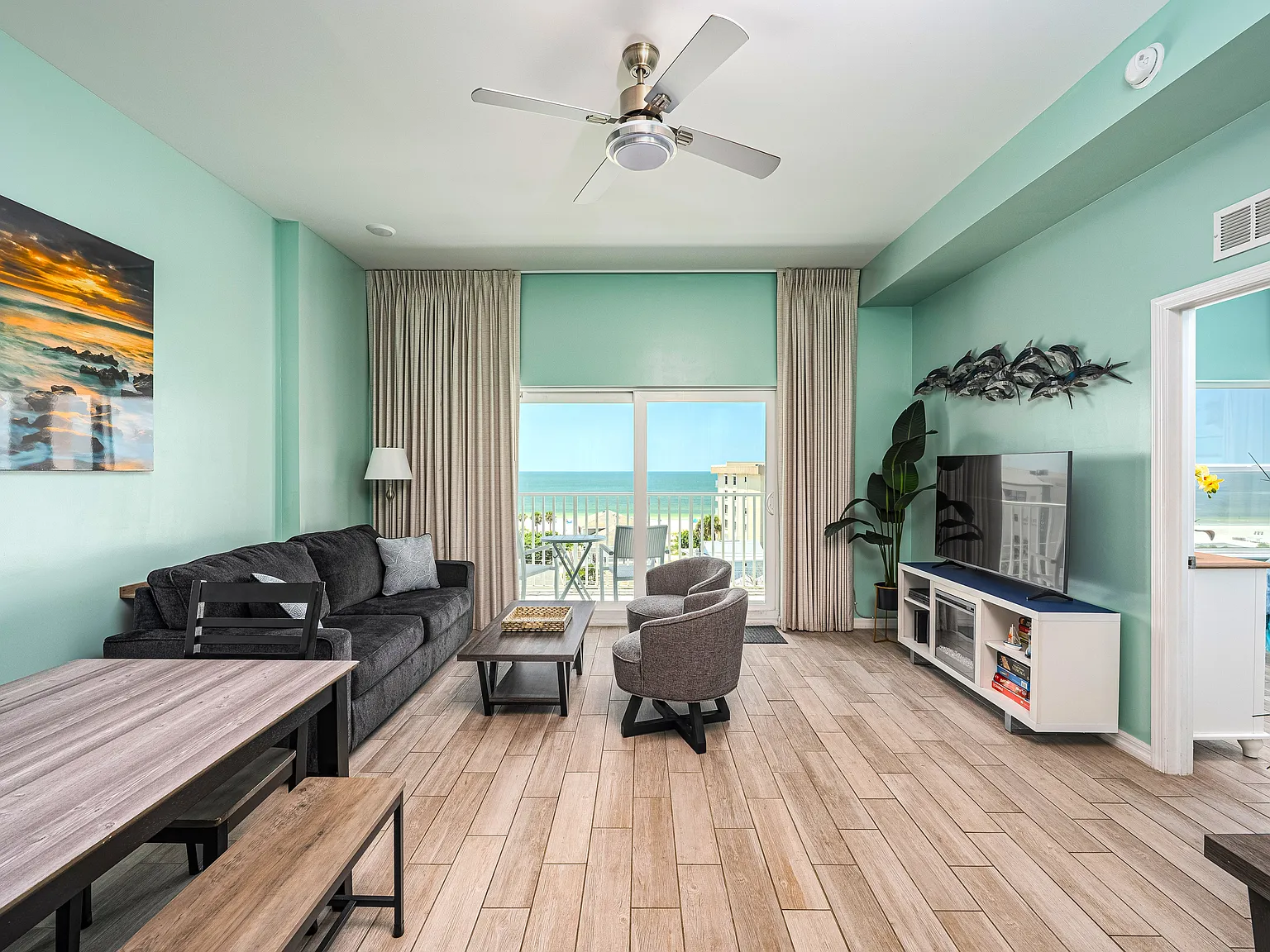 2 bed, 762 sqft, $4,000 — Photo 2