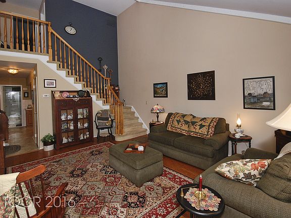 3rd image of 28-2 Tamaron Dr