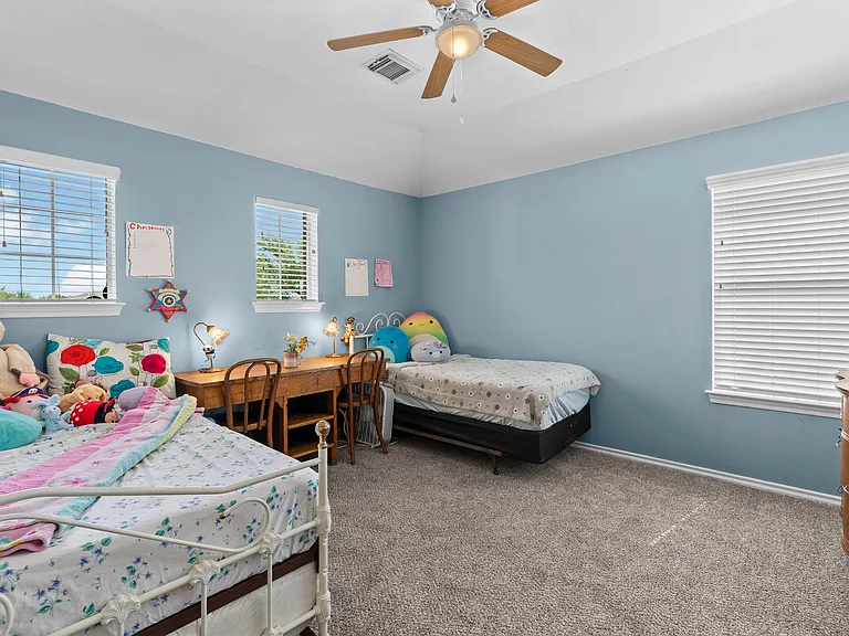 4506 Noble Ct — Photo 44