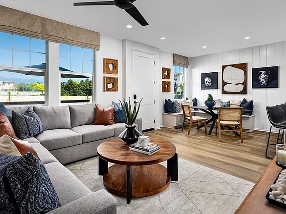 01_Bloom_P2_Great Room