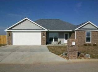 3016 Dusty Ln, Neosho, MO 64850