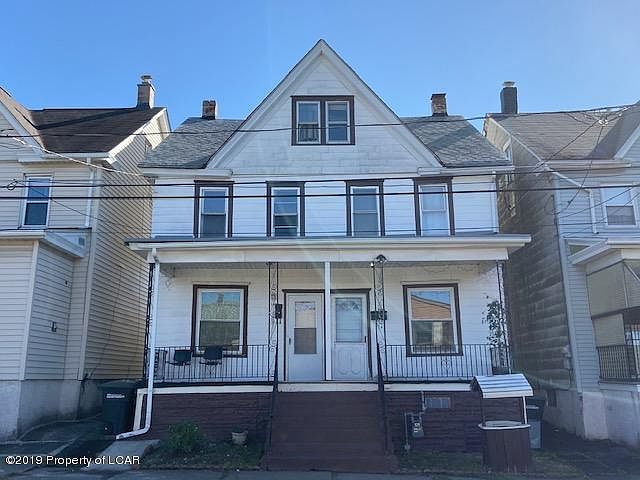 2nd image of 1004 W 11th St