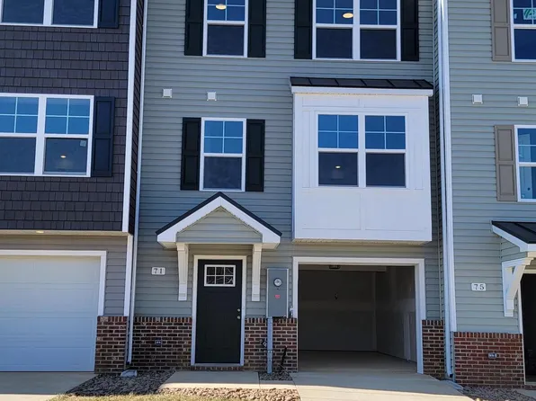 71 Olga Dr, Martinsburg, WV 25403