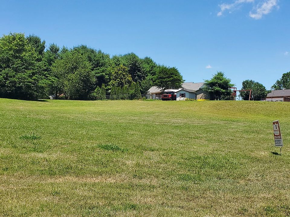 2nd image of 1367 Pimlico Dr