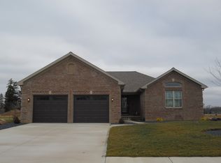 129 Rivers Edge Ln, Upper Sandusky, OH 43351