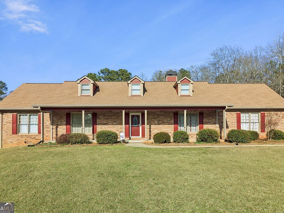 1st image of 3180 Spring Lake Dr NE
