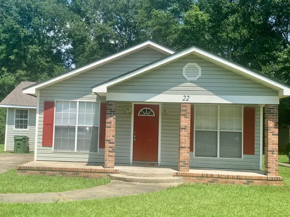 22 Annie Christie Dr, Hattiesburg, MS 39401