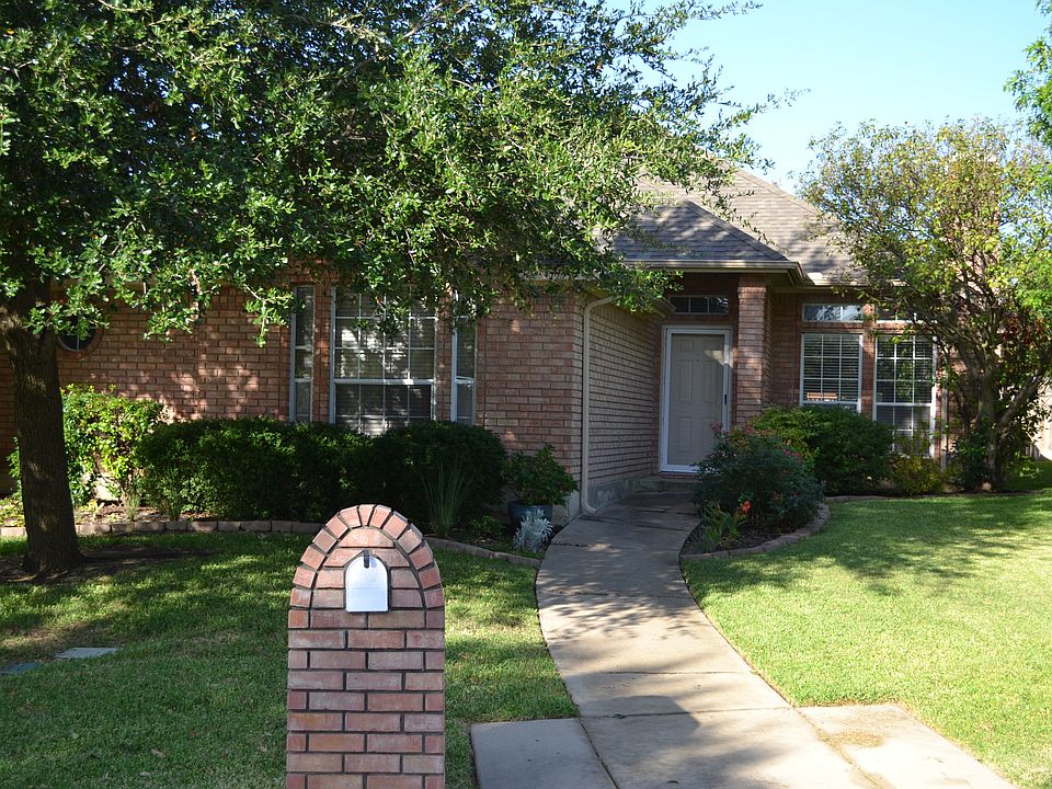 1st image of 1117 Hilton Dr