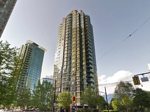 1328 W Pender St #1705, Vancouver, BC V6E 4S9
