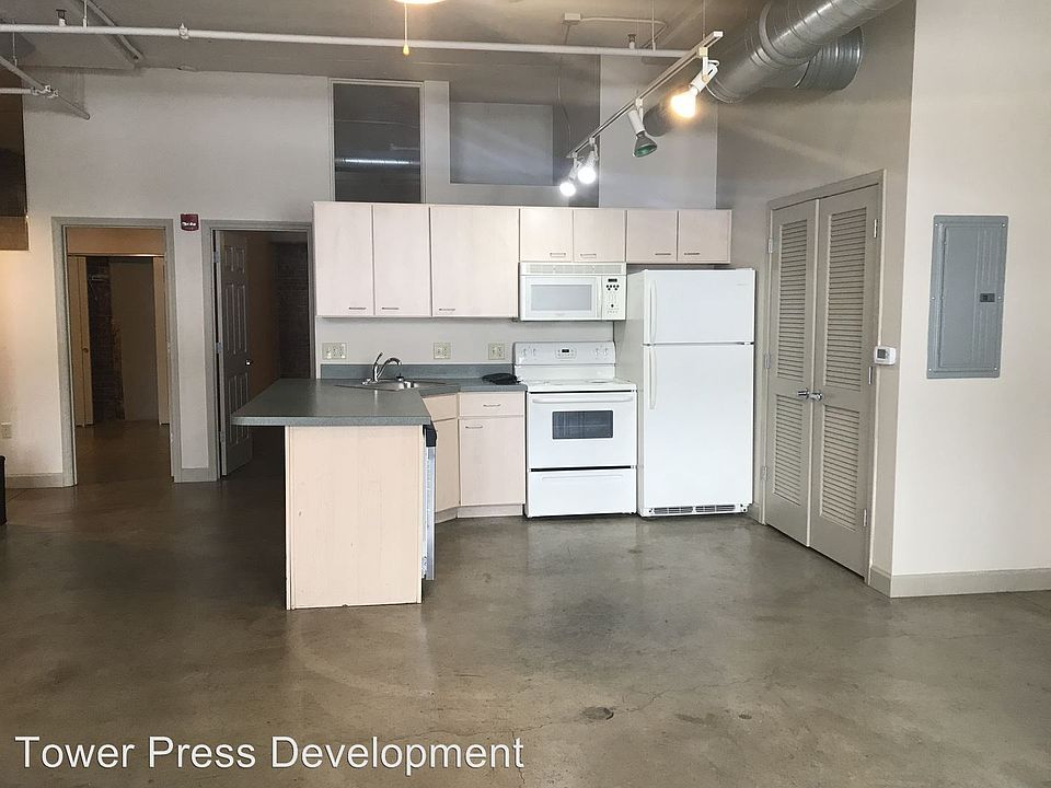 1st image of 3030 E 63rd St APT 108