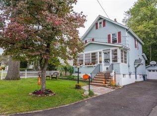 11 Vine St, Chatham, NJ 07928