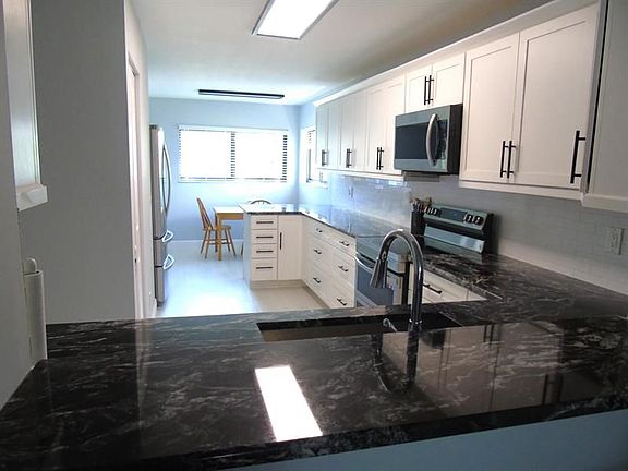 3rd image of 15365 Lakes Of Delray Blvd APT 101