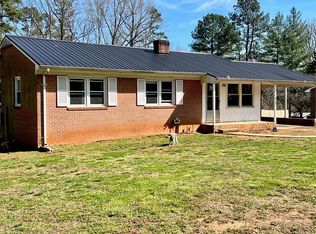 5062 Howard P Anderson Rd, Halifax, VA 24558