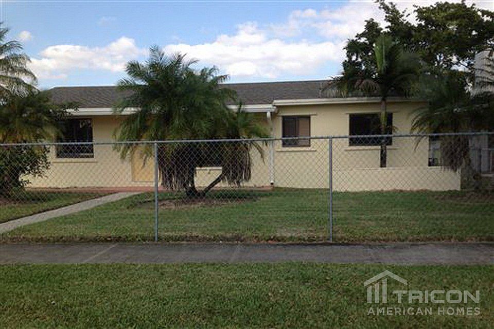 2nd image of 10381 SW 145th St