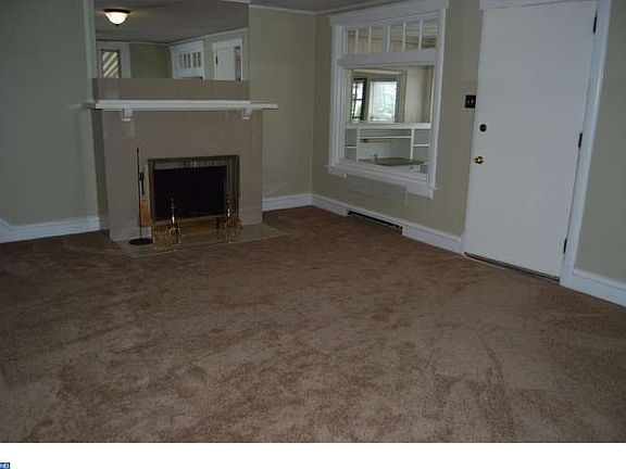 4th image of 7 Penn Mawr Ct
