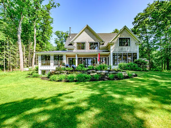 35 Sandpiper Cove Road, Yarmouth, ME 04096