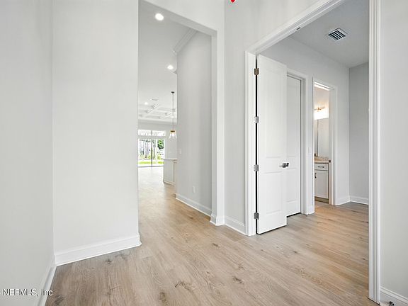 3rd image of 290 EAGLE MOON LAKE Drive