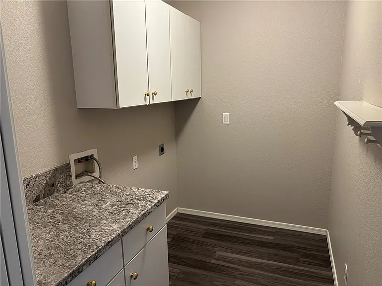 2838 Camino Del Rio — Photo 12