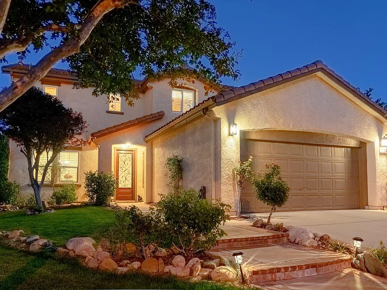 30024 Medford Pl — Photo 2