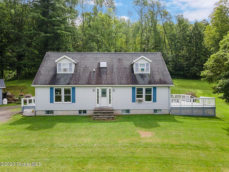 3rd image of 390 Clarence Musson Road