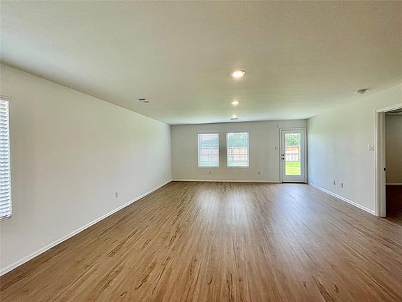 5th image of 3202 Aster Meadow Way