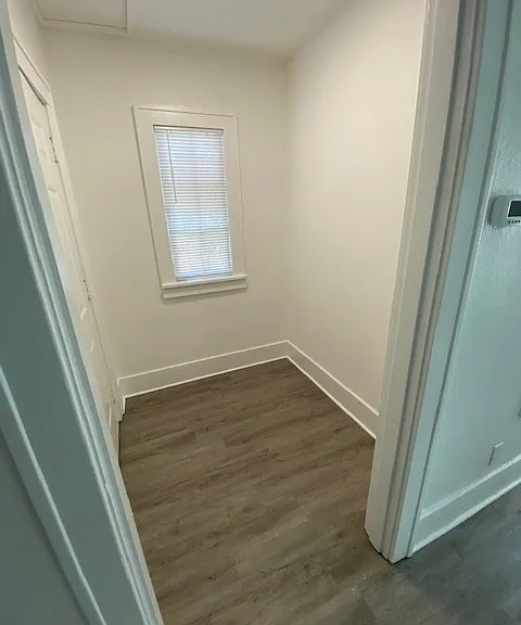 706 SW Taylors Ferry Rd — Photo 2