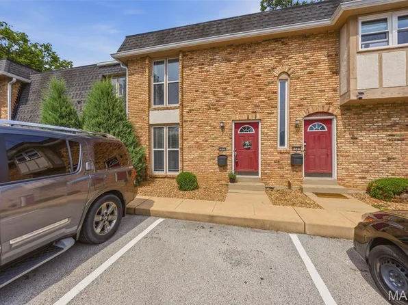1117 Rue La Ville Walk #1117, Saint Louis, MO 63141