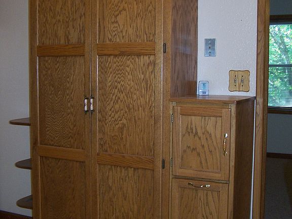 5th image of 1612 SE Royal St