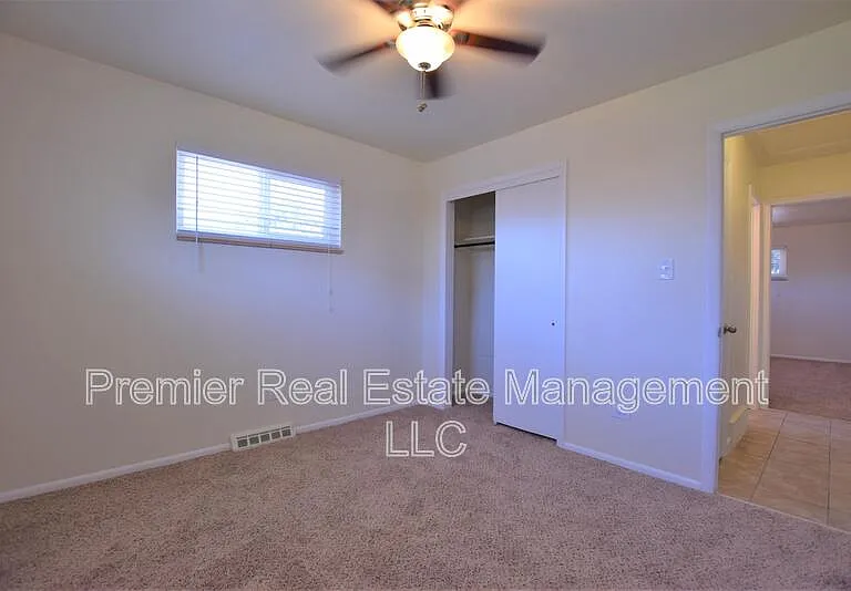 1885 S Clermont St — Photo 13