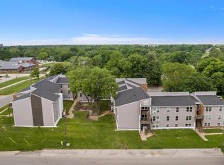 1601 N Willow Rd #ED6CA45F3, Urbana, IL 61801