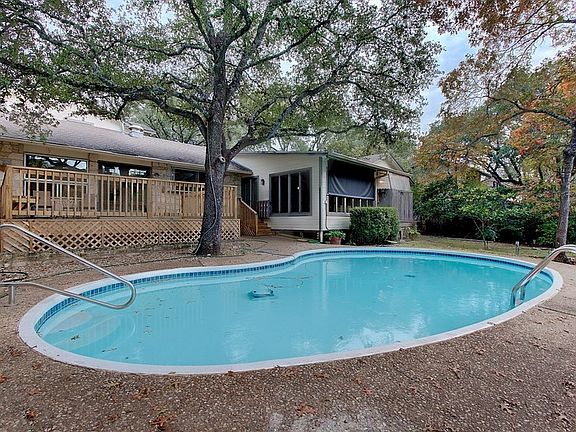3rd image of 2634 Barton Hills Dr