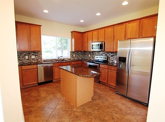 4th image of 2502 Passamonte Dr
