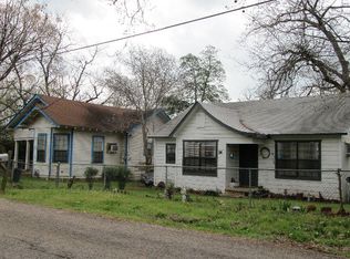 412 W Coronaca St, Palestine, TX 75803