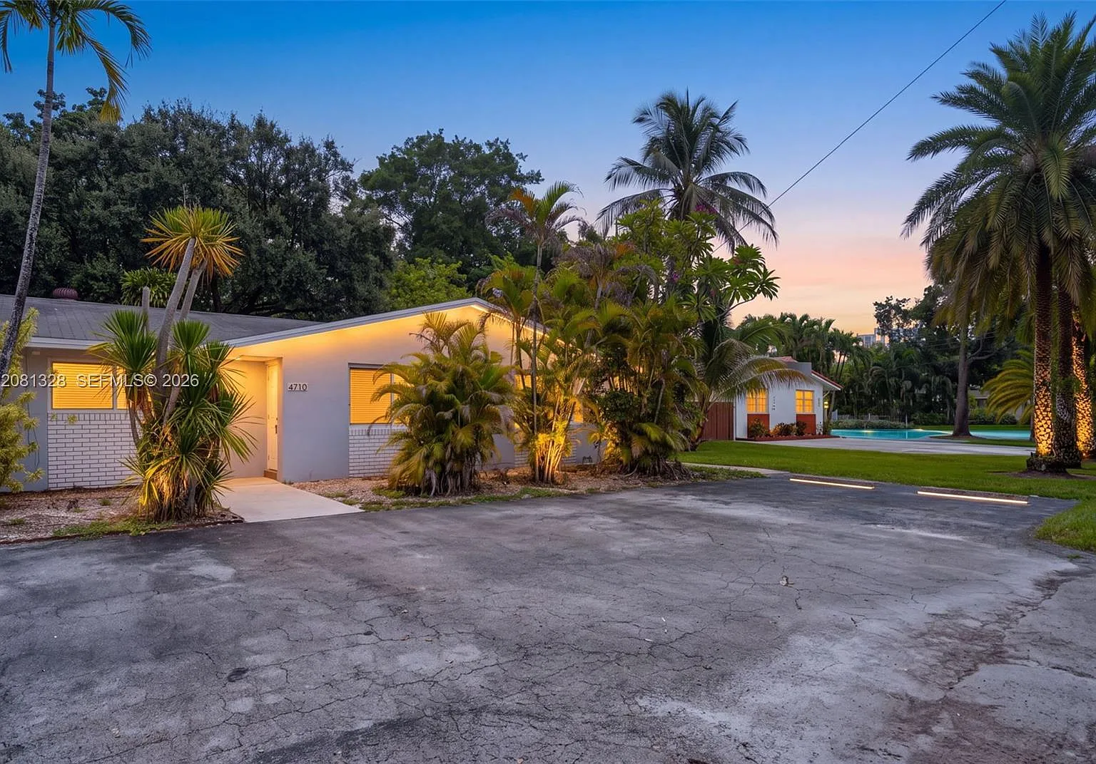 Everglade Land Sales Co — Photo 2