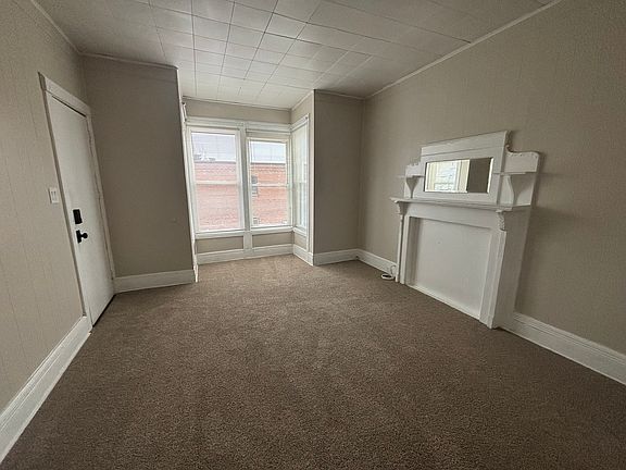 4th image of 14 McElwain Ave #2FR