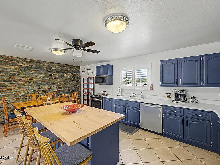 1221 E Mescal St — Photo 7