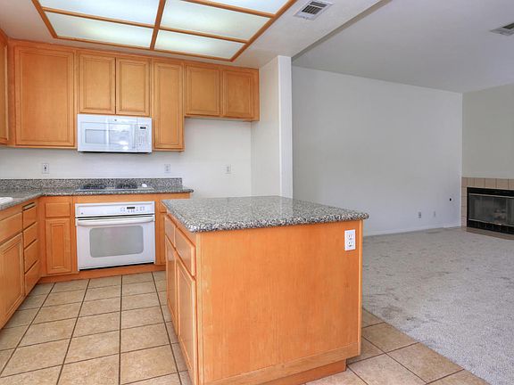 2nd image of 117 Campo Vista Dr