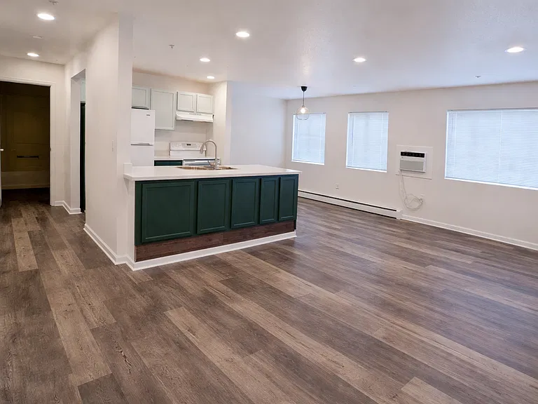1513 W 70th Ave #101 — Photo 5