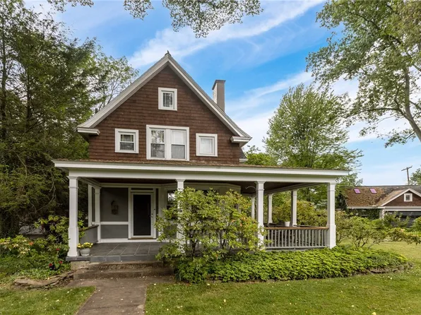 24 Banbury Ln, Pittsburgh, PA 15202