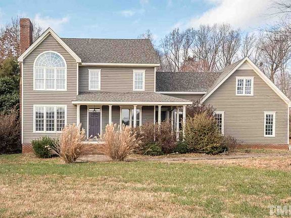 2nd image of 6809 Carol Ln