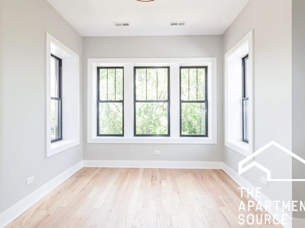 2465 W Logan Blvd #2, Chicago, IL 60647 property photo