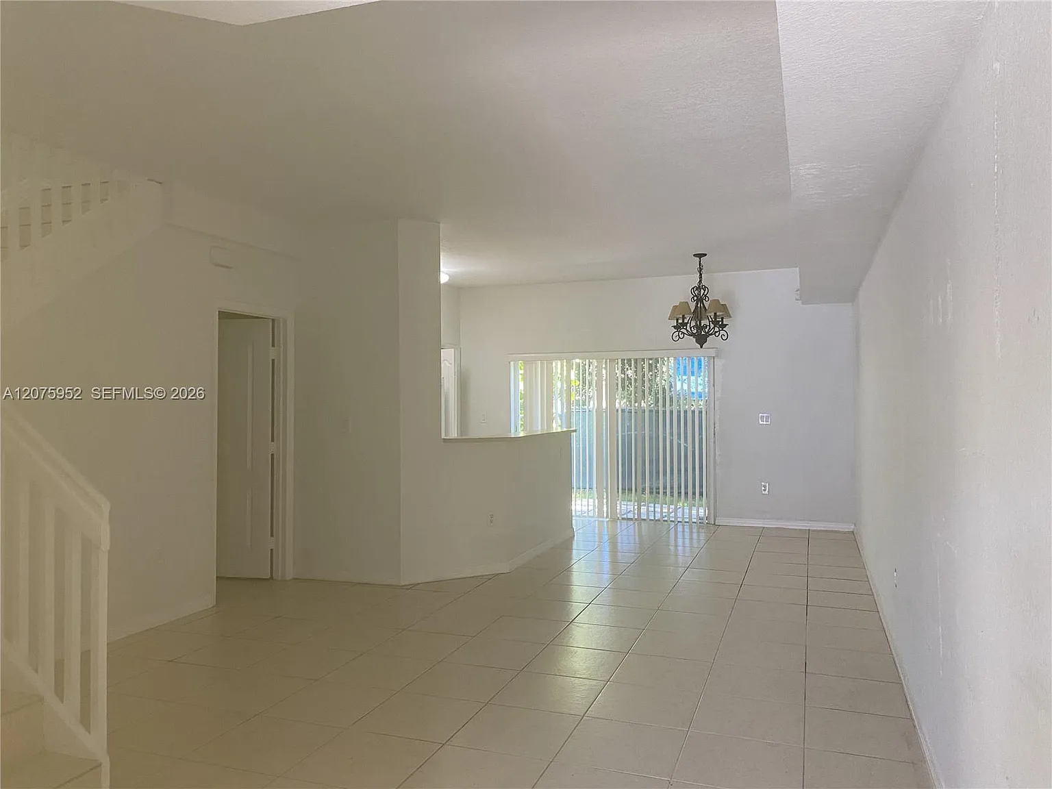Century Park Condo No 2 — Photo 2