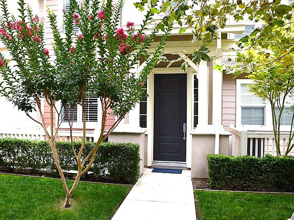 2nd image of 2904 Maritime Way