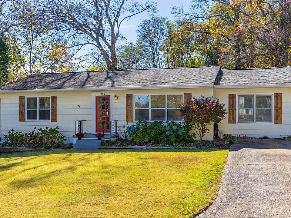 1st image of 206 W Leawood Ave