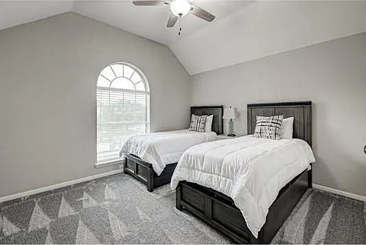 4807 Schiller Park Ln — Photo 23