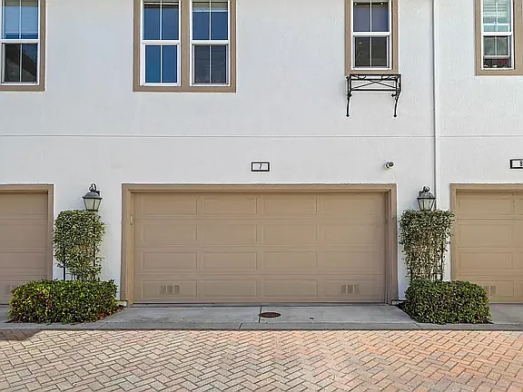 118 Selby Ln #7 — Photo 31