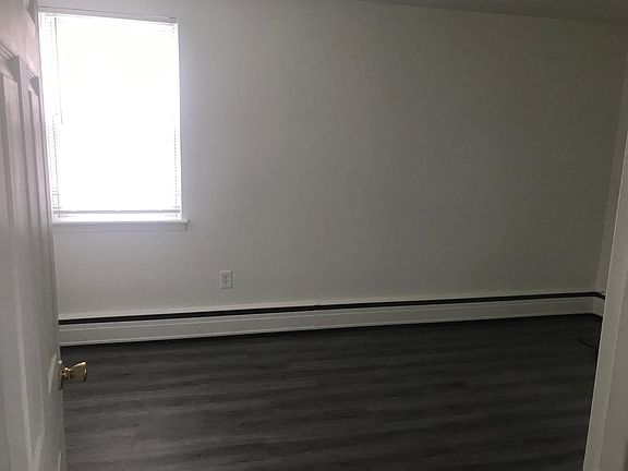 5th image of 6445 Palmetto St Floor 1
