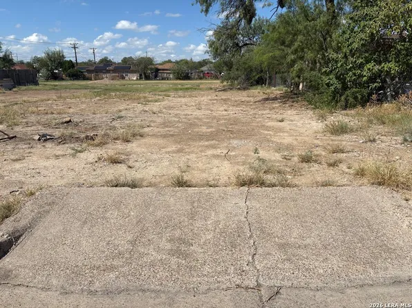933 Concho, Eagle Pass, TX 78852
